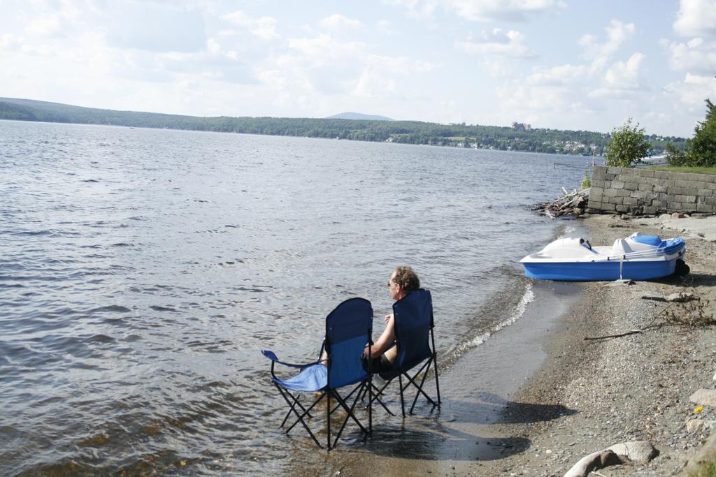 Auberge Et Chalets Sur Le Lac Lac-Mégantic Exterior foto